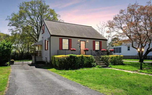 2203 Middleborough Rd, ESSEX, MD 21221