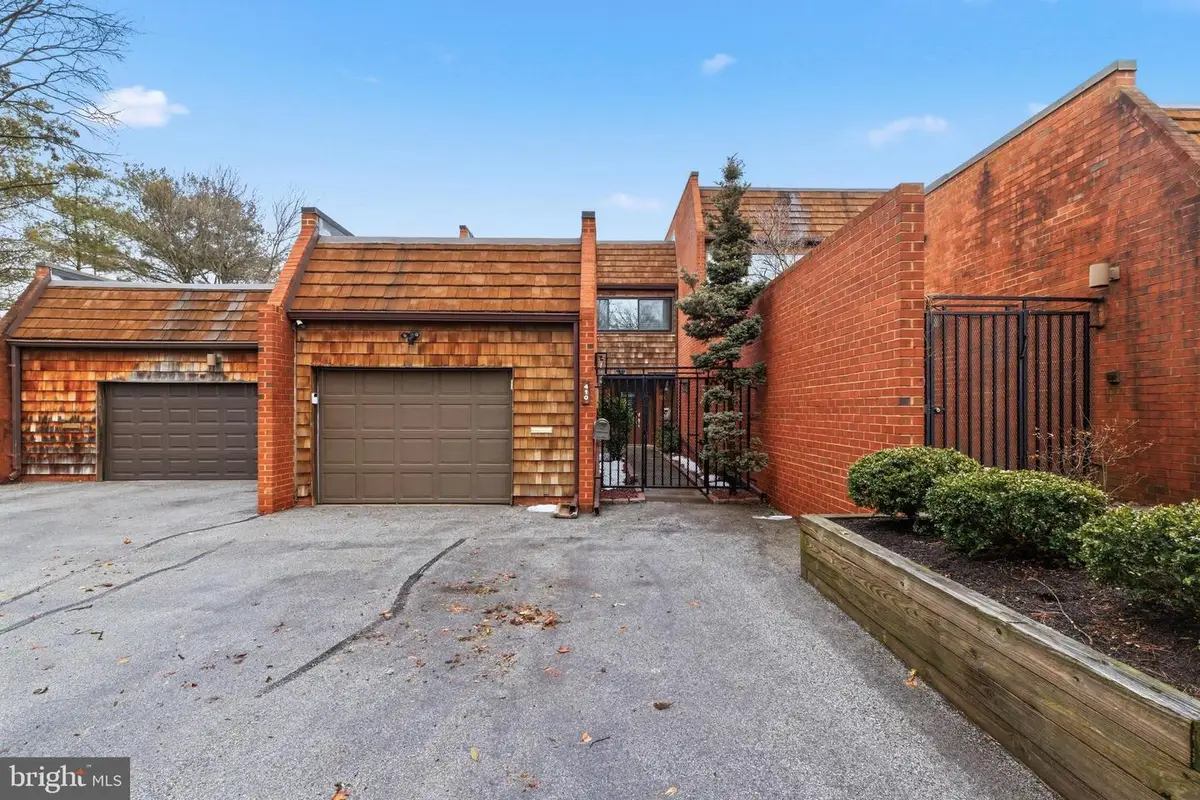 410 Old Crossing Dr, Baltimore, MD 21208 - #1