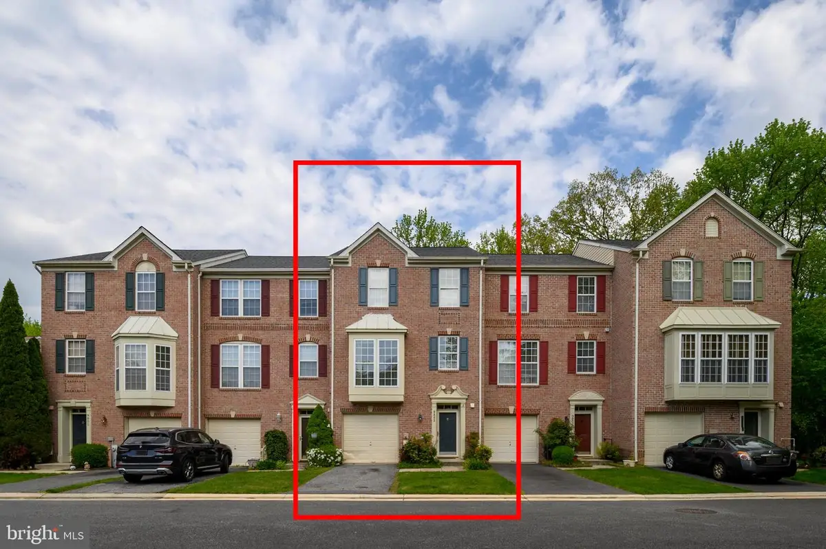 9805 Redwing Dr #9805, Perry Hall, MD 21128 - #1