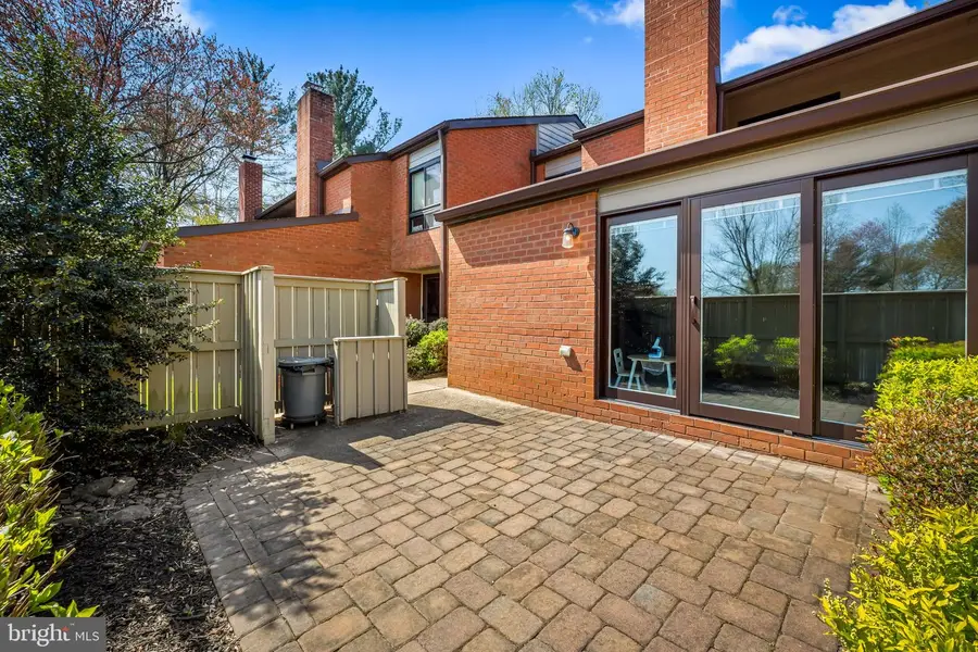 221 Deer Fox Ln, Lutherville Timonium, MD 21093 - #3