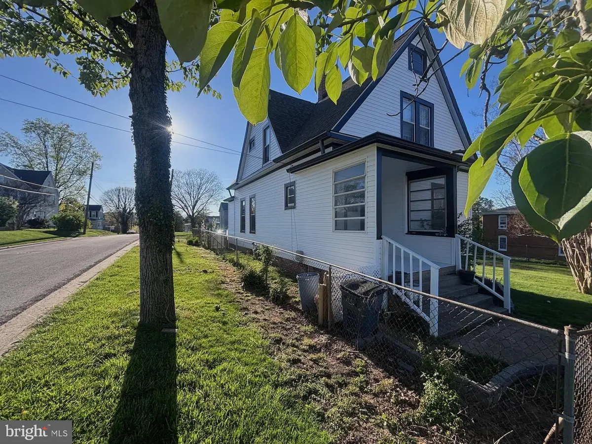 151 Howard Ave, Halethorpe, MD 21227 - #1