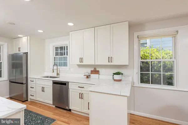 571 Woodbine Ave, BALTIMORE, MD 21204