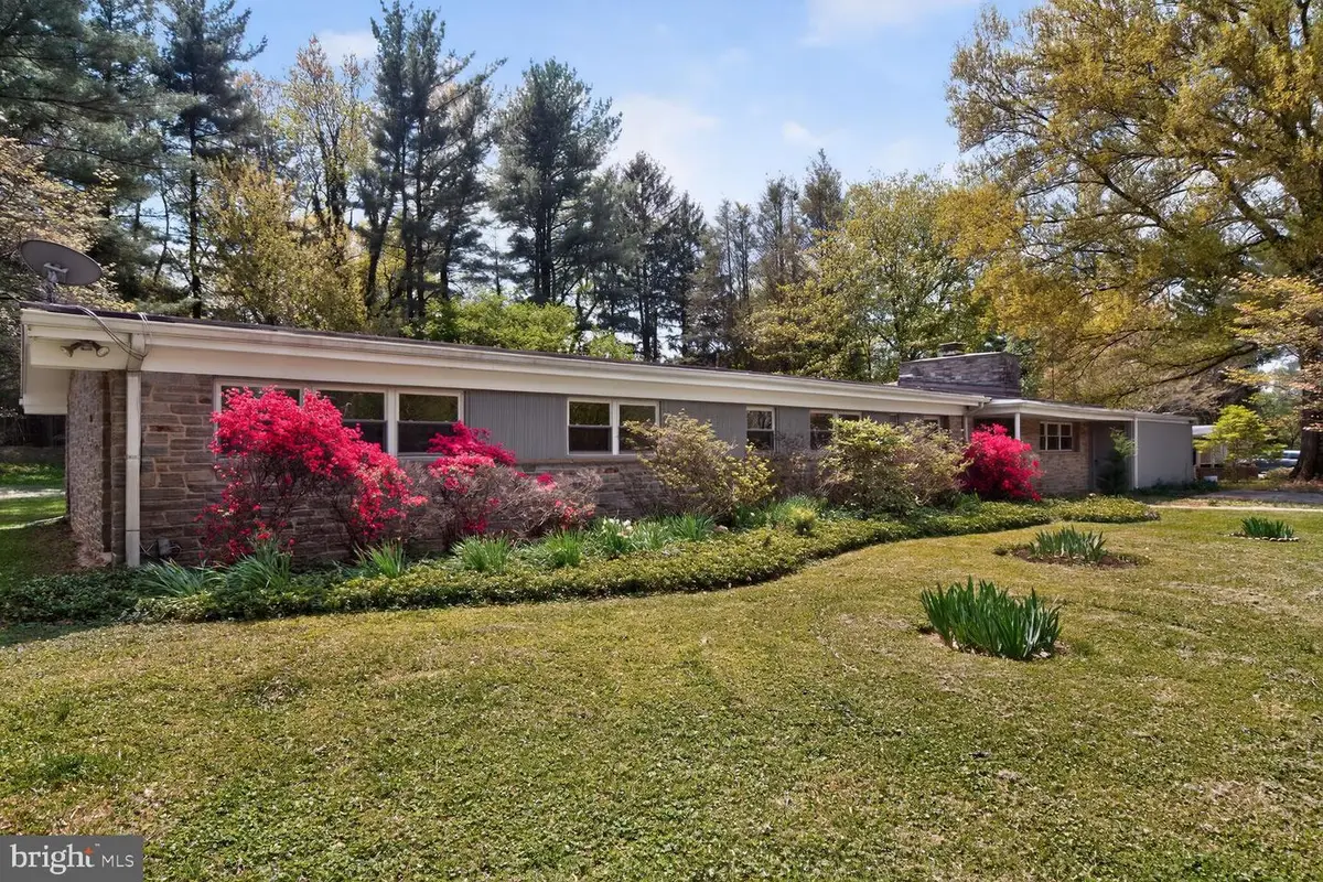 3603 Philips Dr, Baltimore, MD 21208 - #1