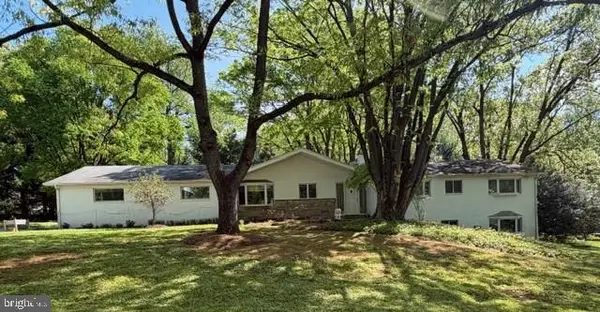 1 Springbriar Ln, BALTIMORE, MD 21208