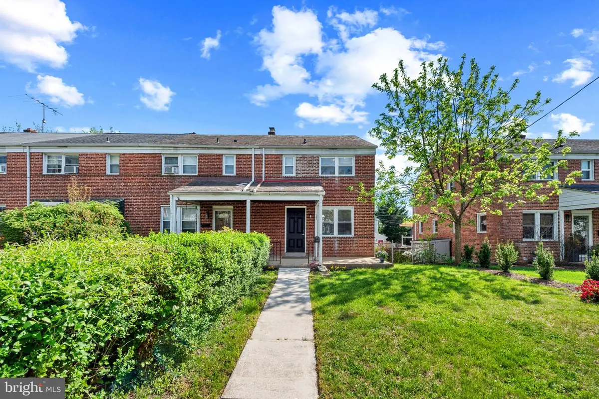 261 Ridge Ave, Towson, MD 21286 - #1