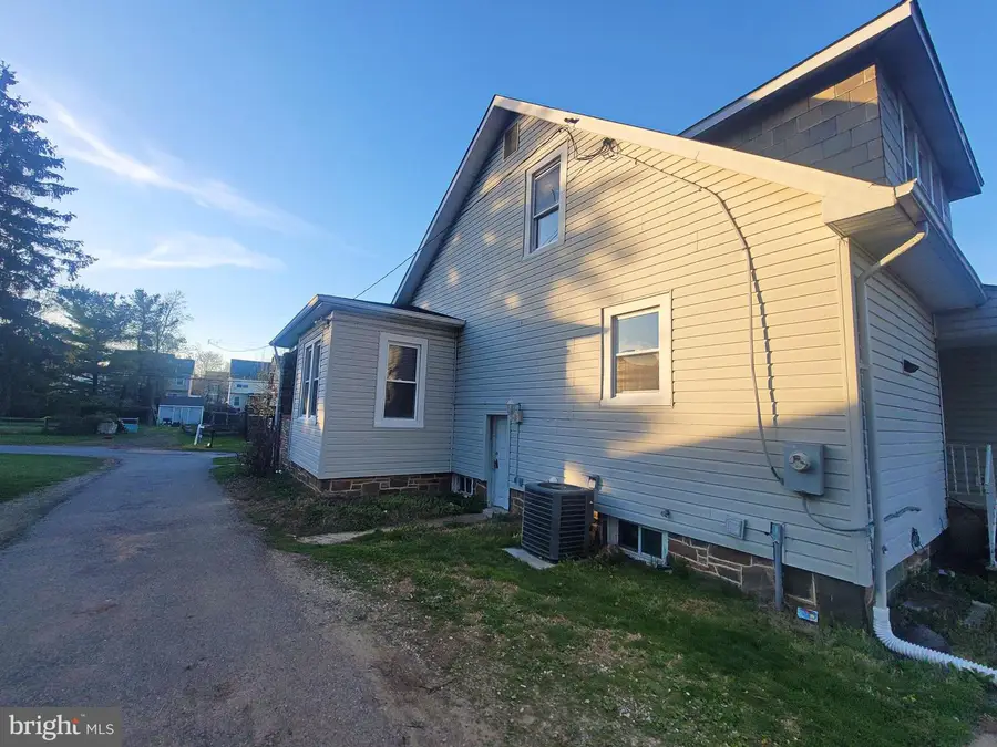 2117 Lorraine Ave, Gwynn Oak, MD 21207 - #3