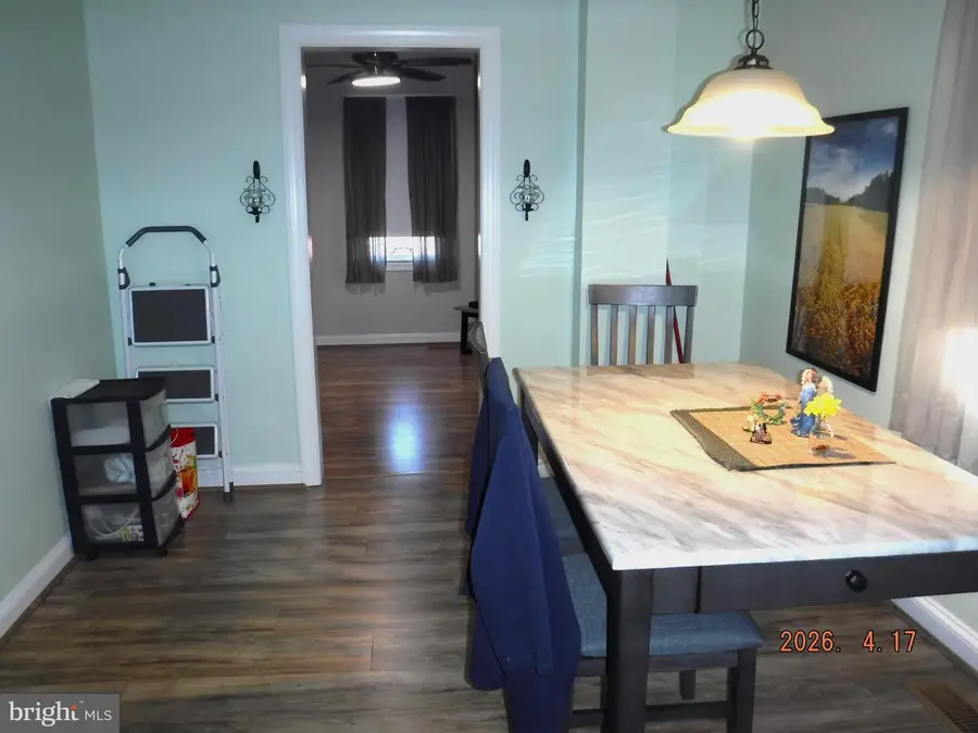 16 Crafton Rd, Essex, MD 21221 - #3