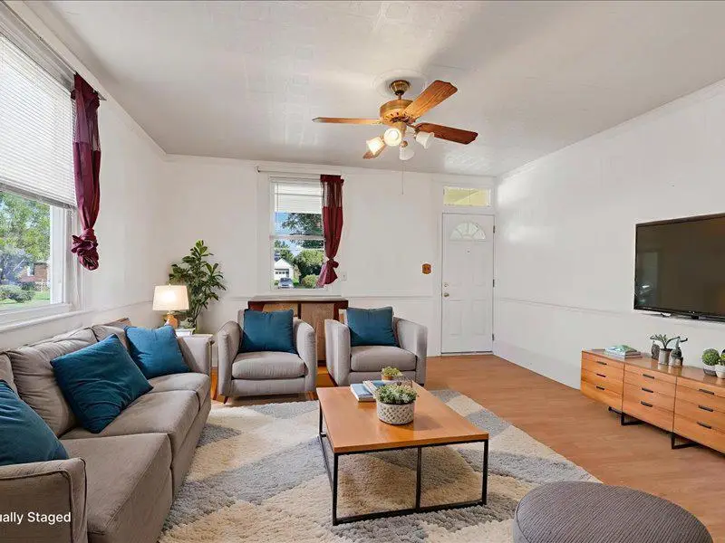 6417 Gilmore St, Gwynn Oak, MD 21207 - #2