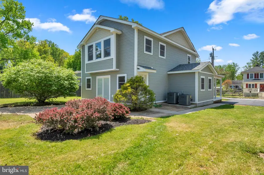 2121 Alvin Ave, Catonsville, MD 21228 - #2