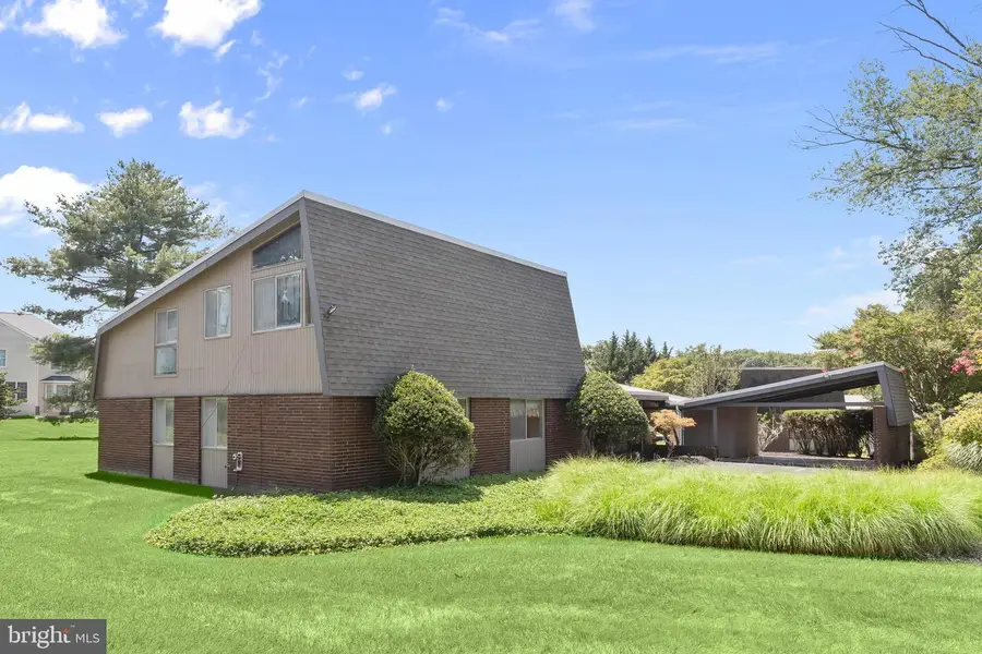 9 Stone Hollow Ct, Baltimore, MD 21208 - #2