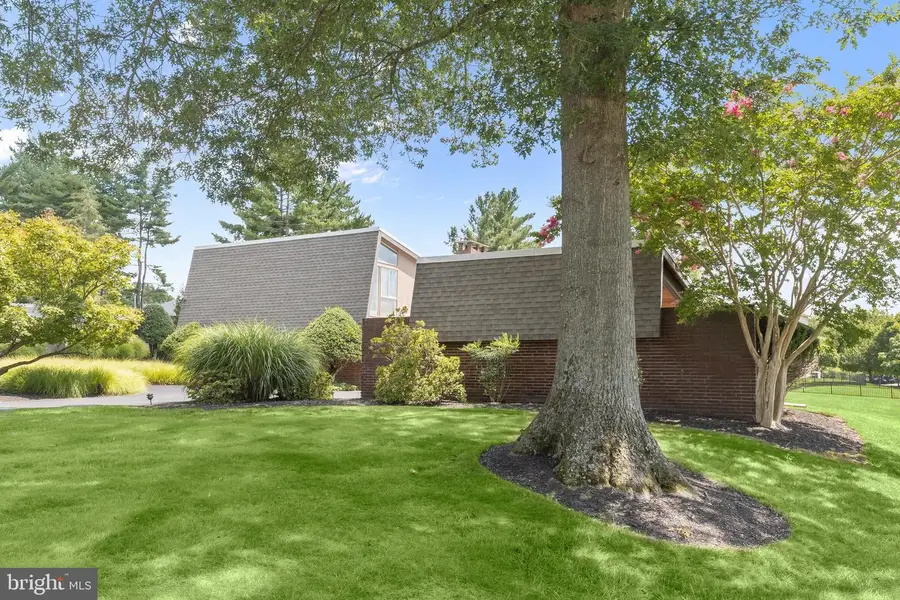9 Stone Hollow Ct, Baltimore, MD 21208 - #3