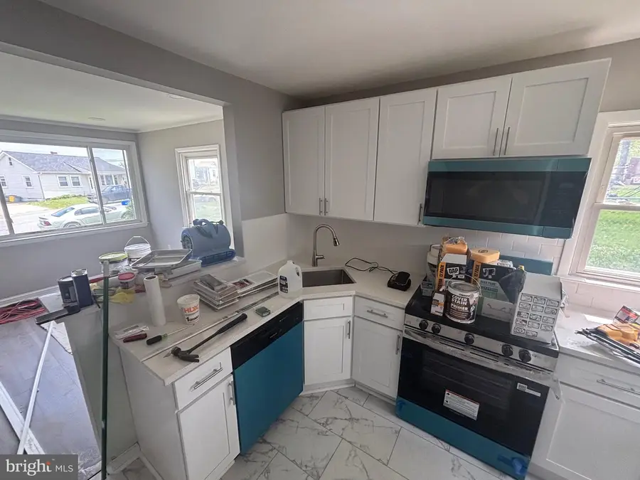 16 Yawmeter Dr, Baltimore, MD 21220 - #2