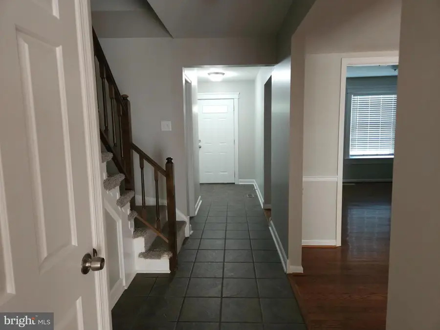 3 Tullycross Ct, Lutherville Timonium, MD 21093 - #2