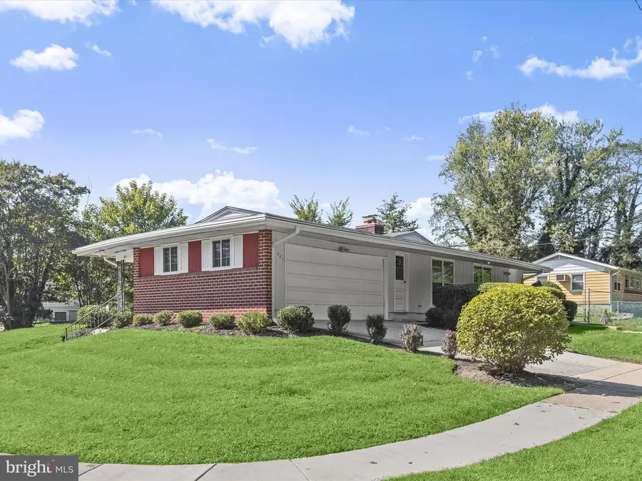 201 Suter Rd, Catonsville, MD 21228 - #3
