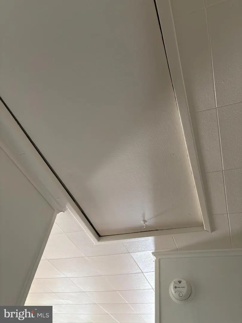 210 Pinewood Rd, Baltimore, MD 21222 - #2