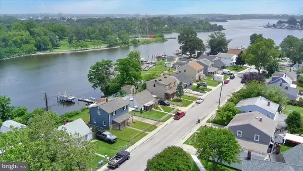 7717 Fairgreen Rd, DUNDALK, MD 21222