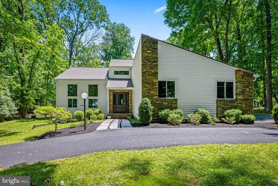 7 Shadow Ct, Owings Mills, MD 21117 - #2