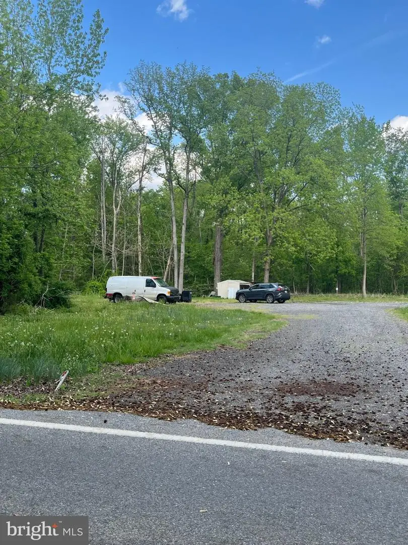 909 Hyde Park, Essex, MD 21221 - #2