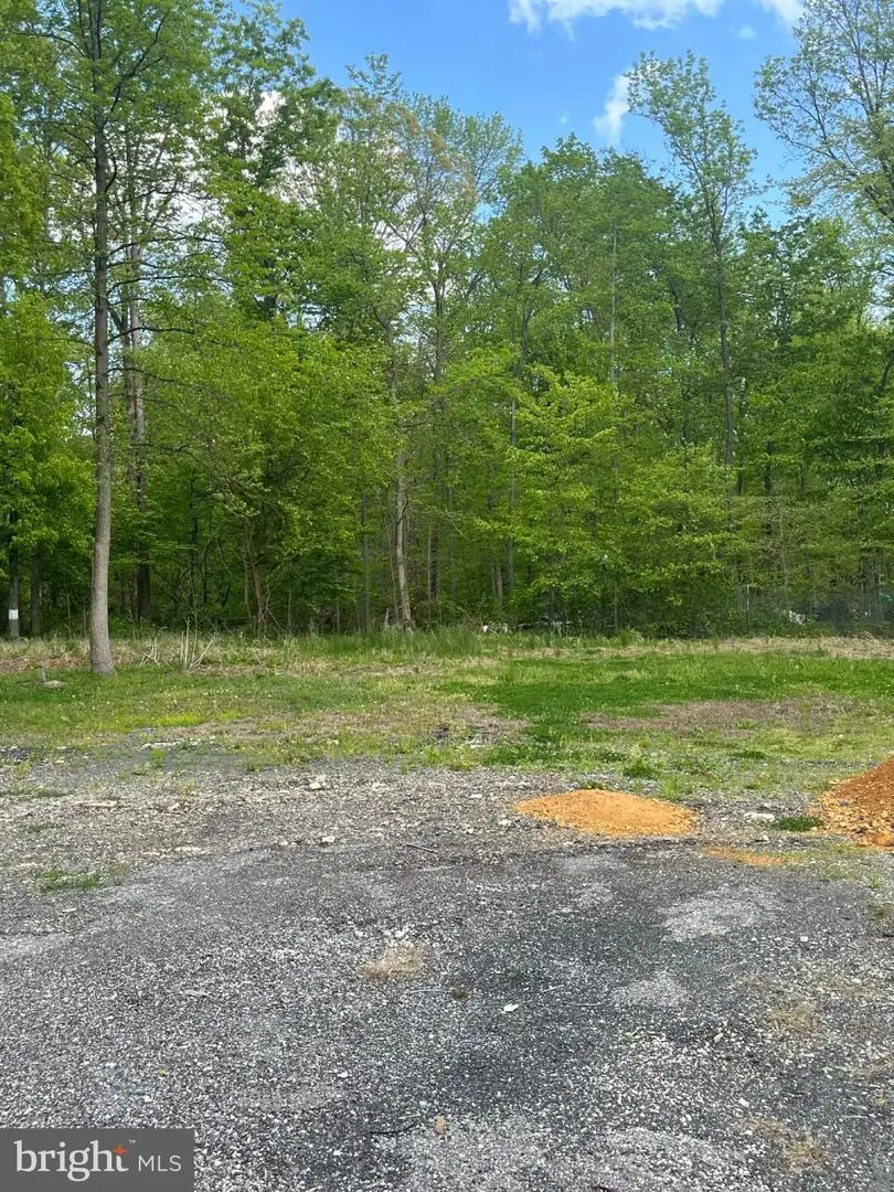 909 Hyde Park, Essex, MD 21221 - #3