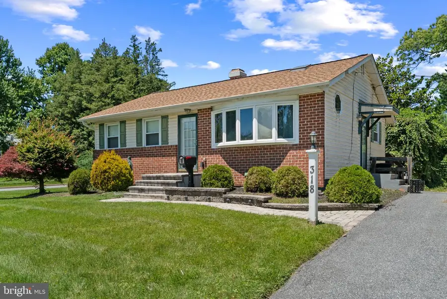 318 Holly Hill Rd, Reisterstown, MD 21136 - #3