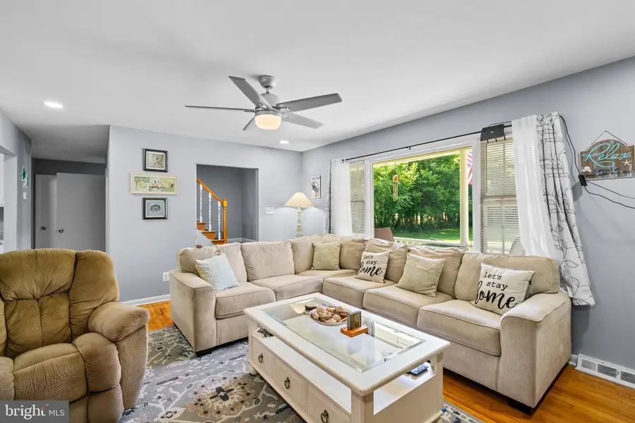 9711 Magledt Rd, Parkville, MD 21234 - #3