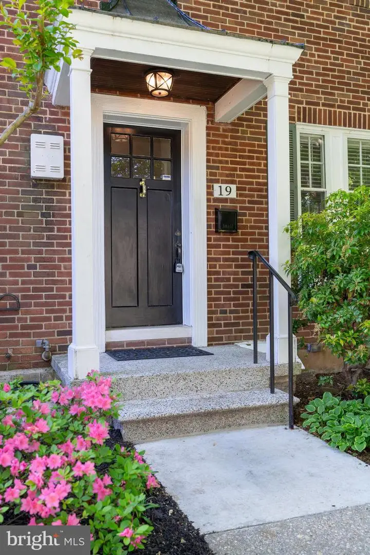 19 Dunkirk Rd, Baltimore, MD 21212 - #2