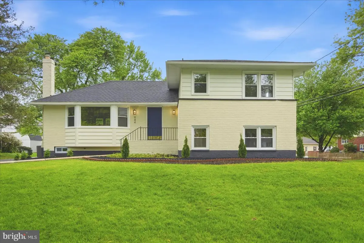 944 Starbit Rd, Baltimore, MD 21286 - #1