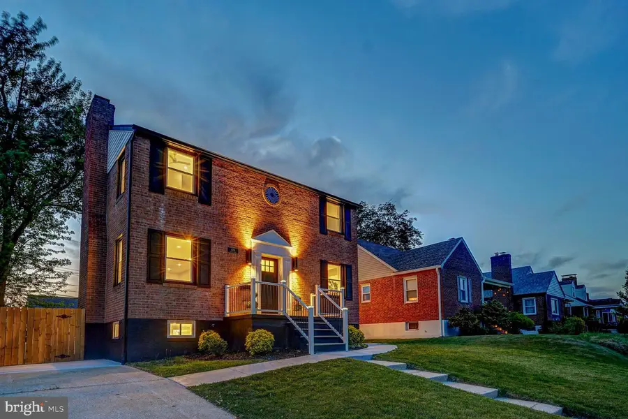 8214 Laurel Dr, Parkville, MD 21234 - #3