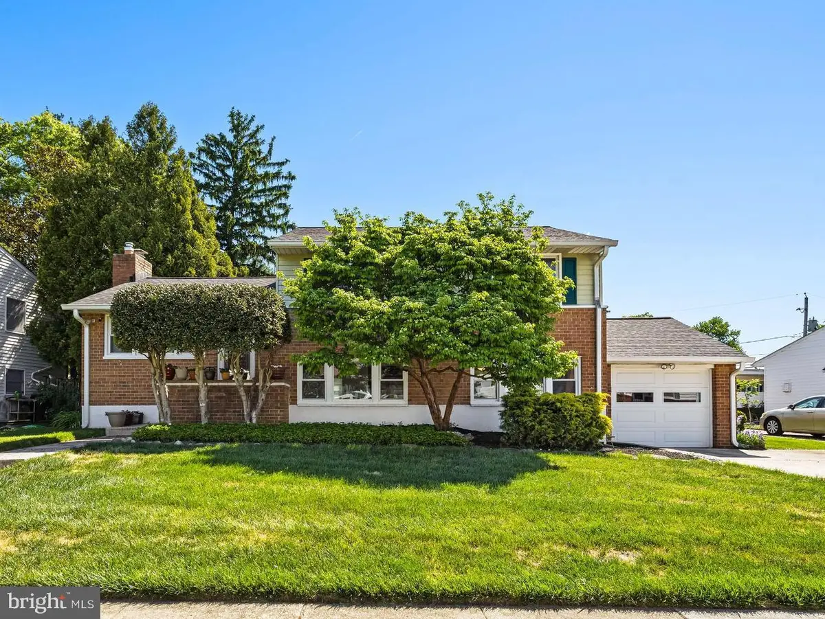 2115 Suburban Greens Dr, Lutherville Timonium, MD 21093 - #1