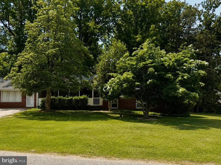 2 Greenlea Dr, Pikesville, MD 21208 - #3