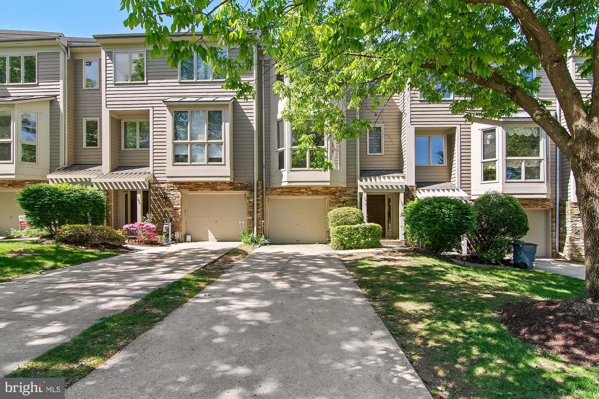 108 Lancefield Rd, Baltimore, MD 21209 - #1