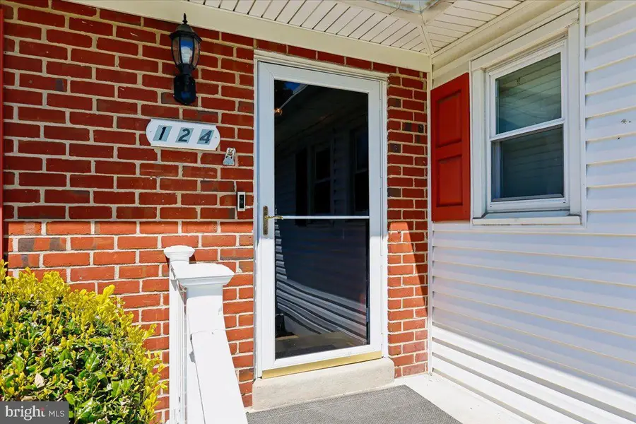 124 W Chestnut Hill Lane, Reisterstown, MD 21136 - #2