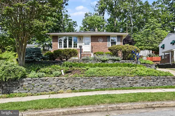 204 Elpin Dr W, CATONSVILLE, MD 21228