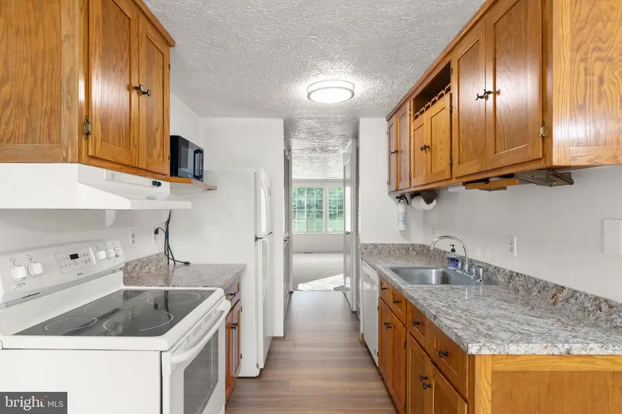 7 Castell Ct, Baltimore, MD 21236 - #3