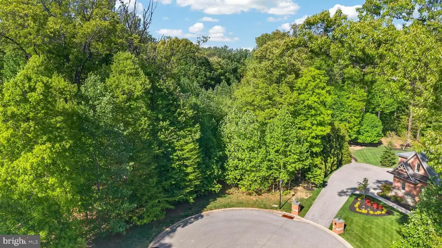 8 Norfolk Ct, Reisterstown, MD 21136 - #3
