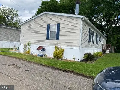 14 Thomas Ln, Sparrows Point, MD 21219 - #2