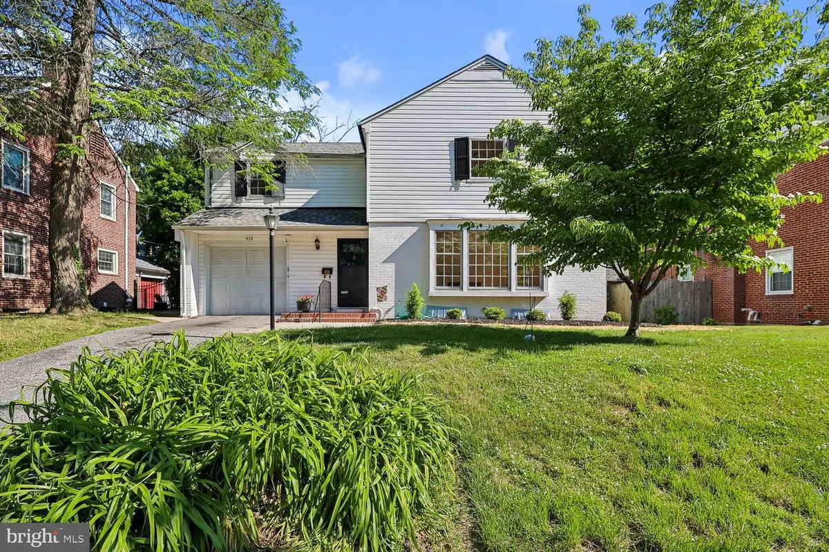 526 Stevenson Ln, Towson, MD 21286 - #1
