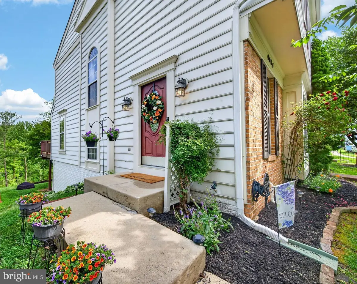 4484 Cole Farm Rd, Nottingham, MD 21236 - #1