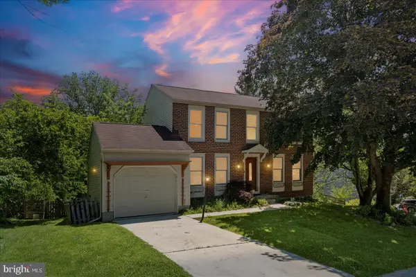 2 Topwood Ct, PARKVILLE, MD 21234