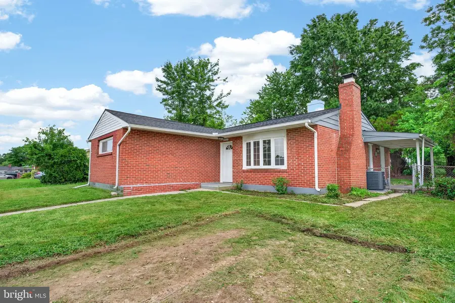 8723 Roper Rd, Parkville, MD 21234 - #3