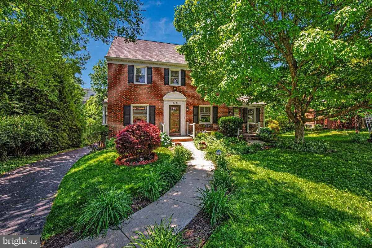 902 Locustvale Rd, Towson, MD 21204 - #1