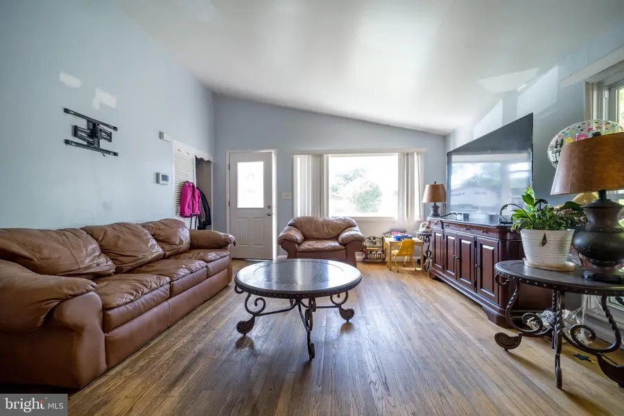 4125 Ronis, Pikesville, MD 21208 - #2