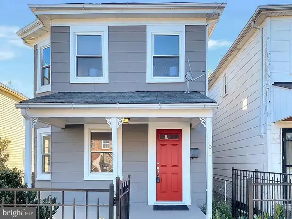 203 Sollers Point Rd, DUNDALK, MD 21222