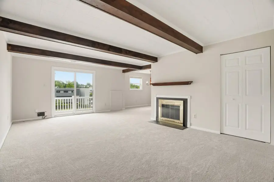 17 Warren Lodge Ct #1c, Cockeysville, MD 21030 - #3