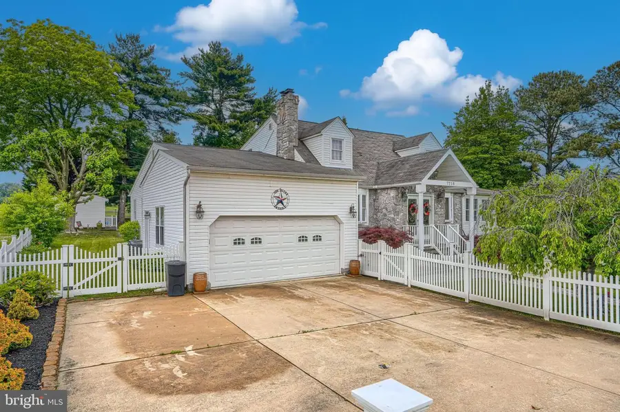 7218 Sollers Point Rd, Baltimore, MD 21222 - #3