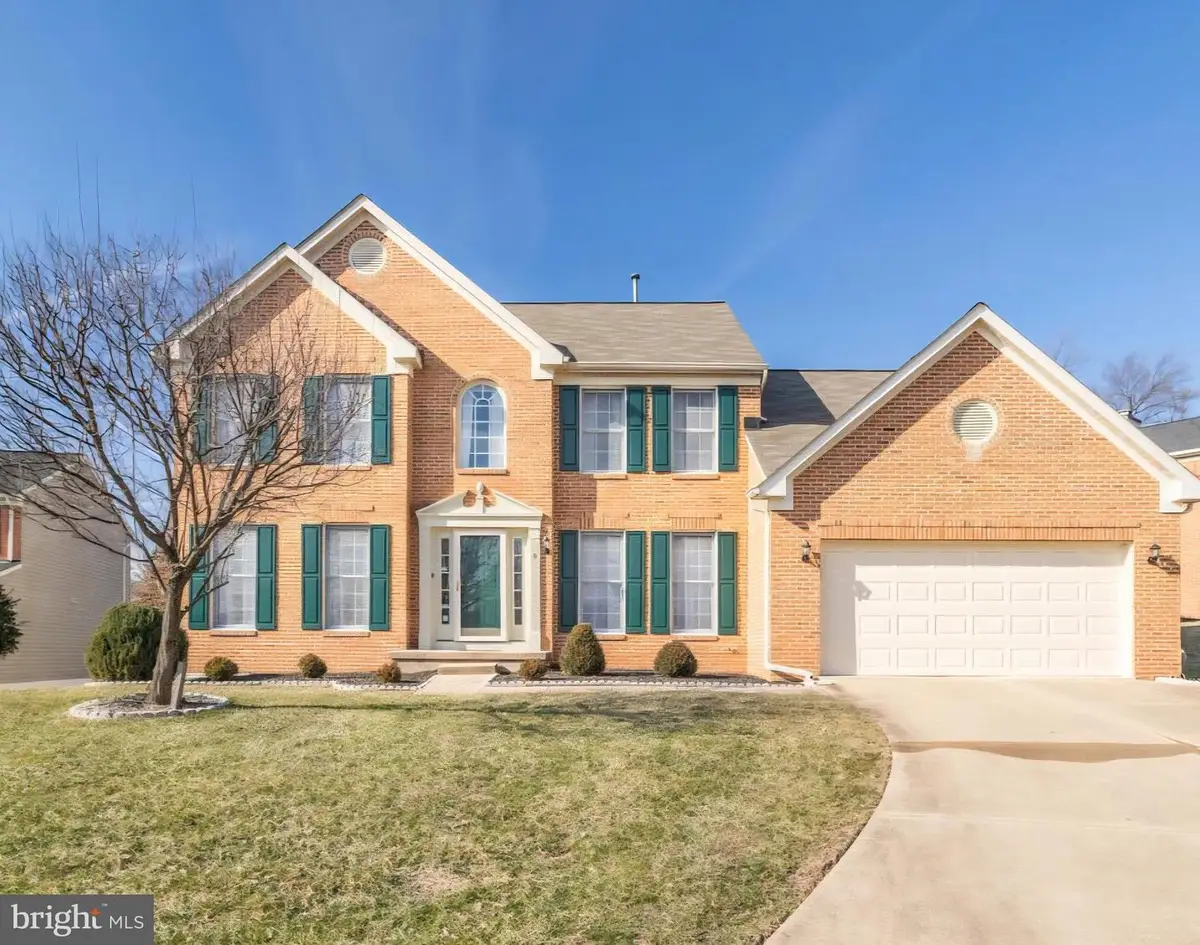 9 Lancashire Ct, Owings Mills, MD 21117 - #1