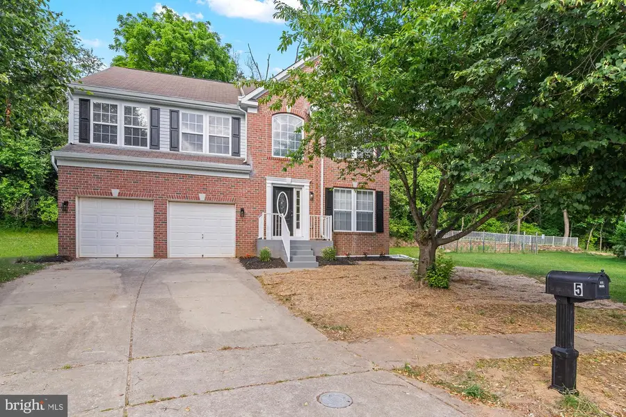 5 Freshman Ct, Reisterstown, MD 21136 - #2