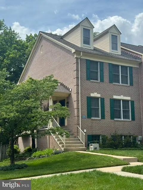 942 Walnut Wood Rd, Cockeysville, MD 21030 - #2
