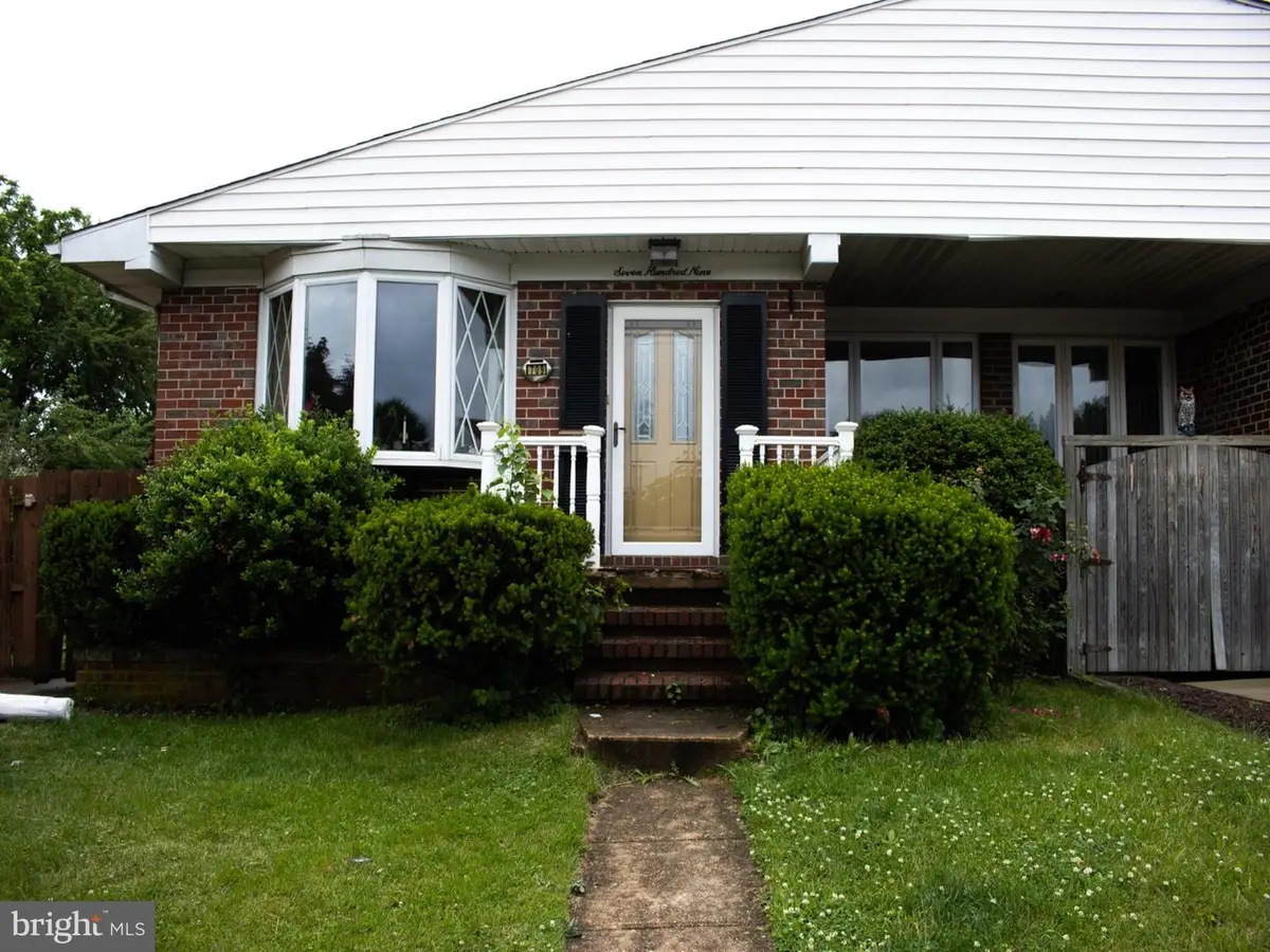 709 Margo Rd, Baltimore, MD 21222 - #1