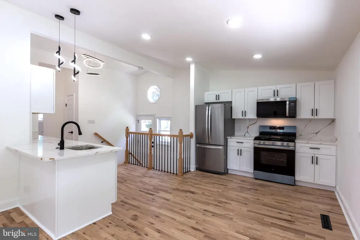 8206 Arrowhead Rd, Pikesville, MD 21208 - #1